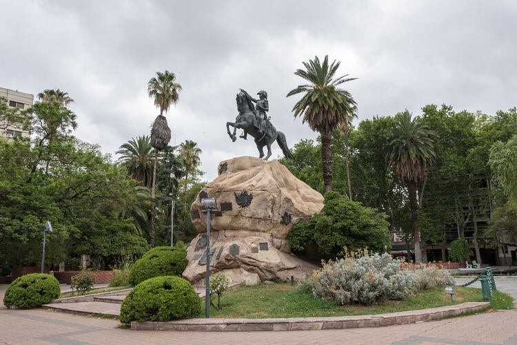 El Parque San Martín en Mendoza es uno de los sitios más importantes de la ciudad de Mendoza  (shutterstock)