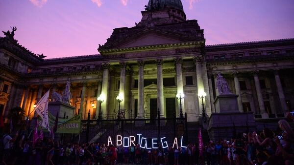 Por primera vez, el debate por la legalización del aborto llega al recinto del Congreso Nacional (Julieta Ferrario)