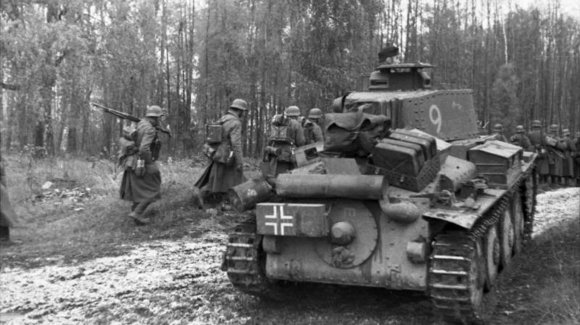 Casi cuatro millones de alemanes, finlandeses, rumanos, húngaros, eslovacos e italianos se lanzaron con 3.000 tanques a conquistar Rusia