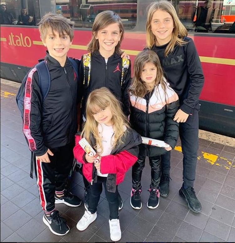Benedicto, Valentino, Costantino, Isabella y Francesca, los hijos de Wanda Nara camino al Fashion Week de Milán 