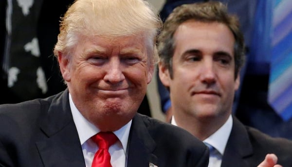 Donald Trump junto a su ex abogado, Michael Cohen (Reuters)