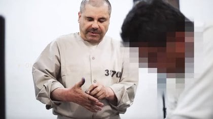 Los prisioneros federales reciben tres comidas al día que son "nutritivas" (Foto: captura de pantalla LatinUs)