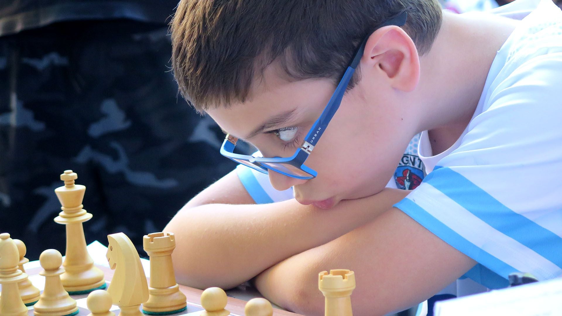 Récord en el ajedrez: el argentino de 10 años Faustino Oro se convirtió en  el maestro internacional más joven de la historia - Infobae