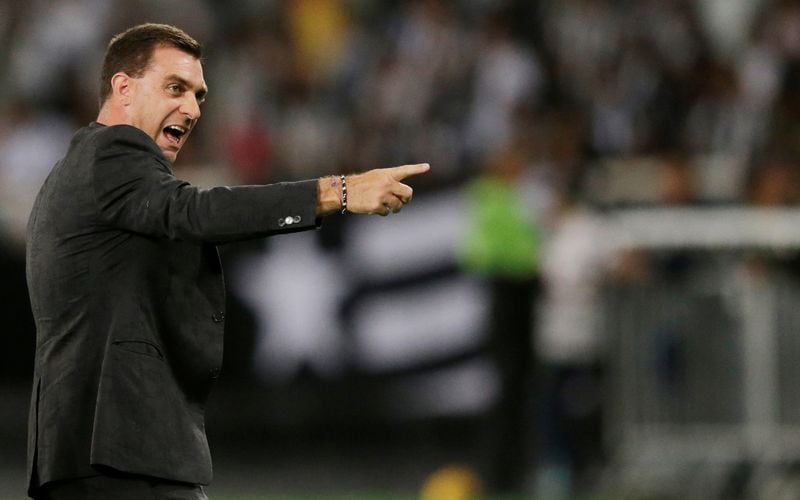 El director técnico argentino tiene propuestas para regresar al fútbol sudamericano (Foto: Reuters)