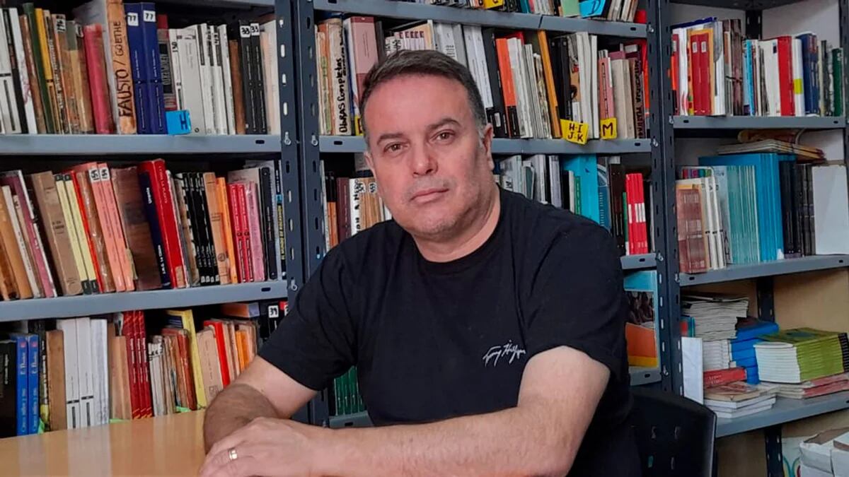 El Escritor Tucumano Daniel Posse Ganó Un Concurso Literario En Estados Unidos Infobae 