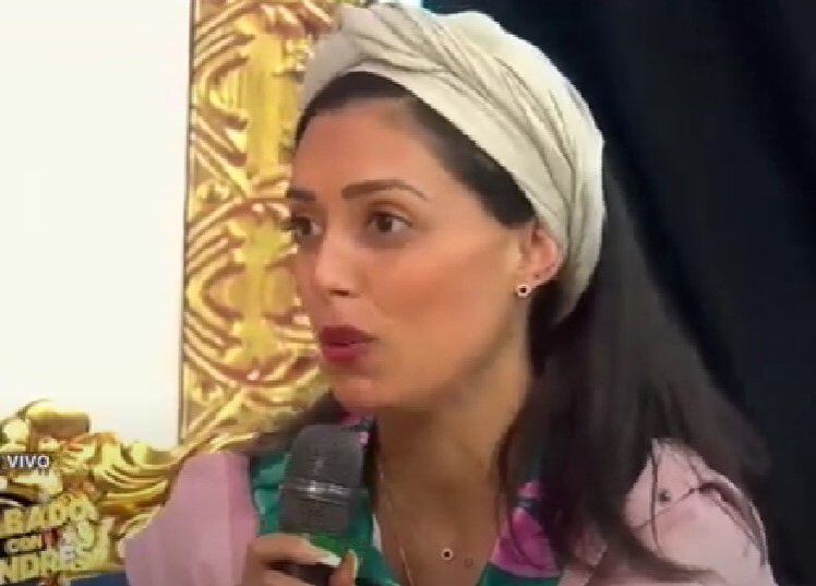 Ella es Maja Vera, la esposa de Arnie Hussid, con quien tiene tres menores hijos.