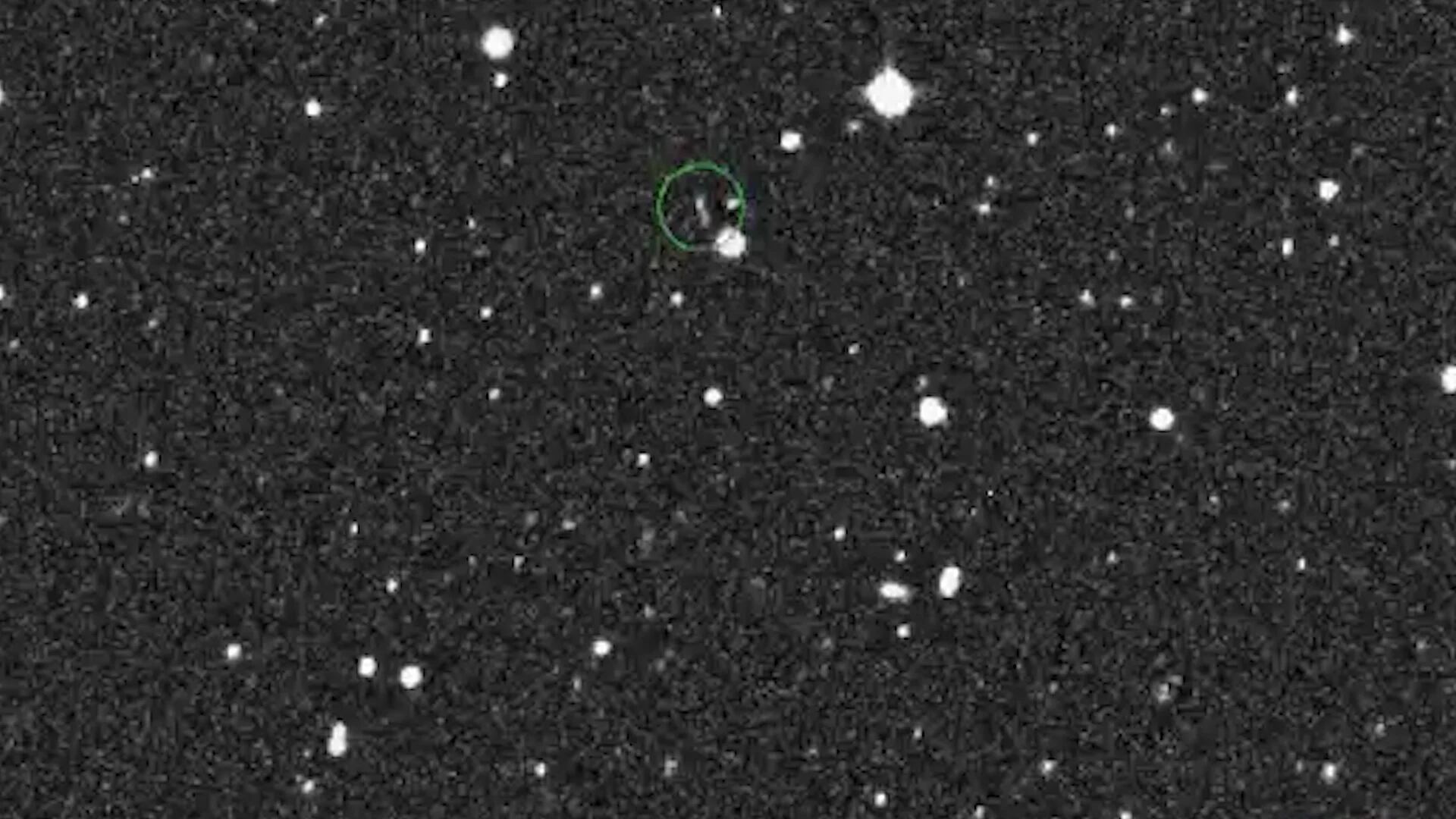 El pequeño asteroide, denominado 2020 CD3, fue descubierto por astrónomos en Tucson, Arizona, el 15 de febrero