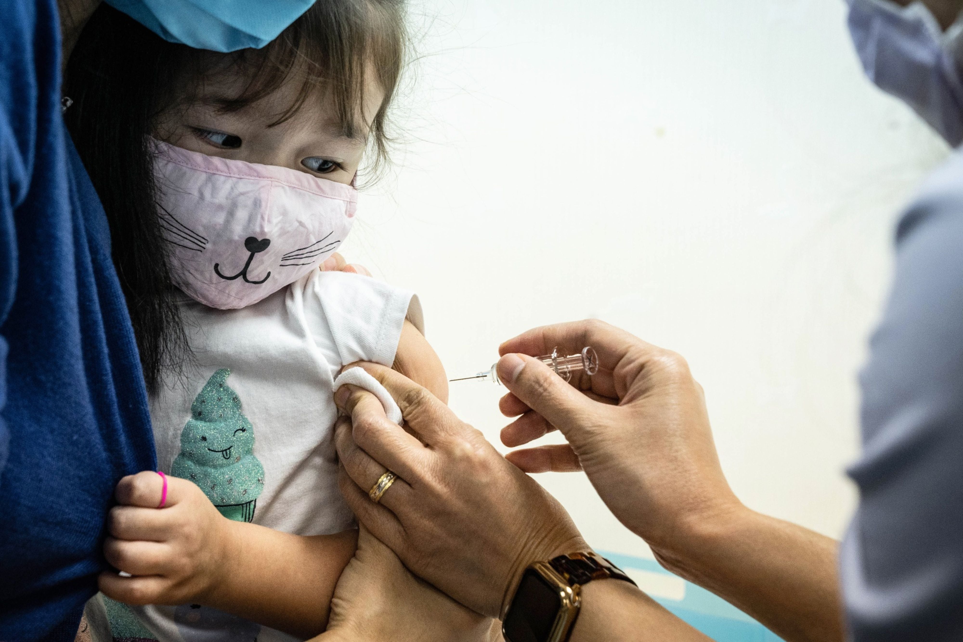 Vacunación contra COVID-19 a niños