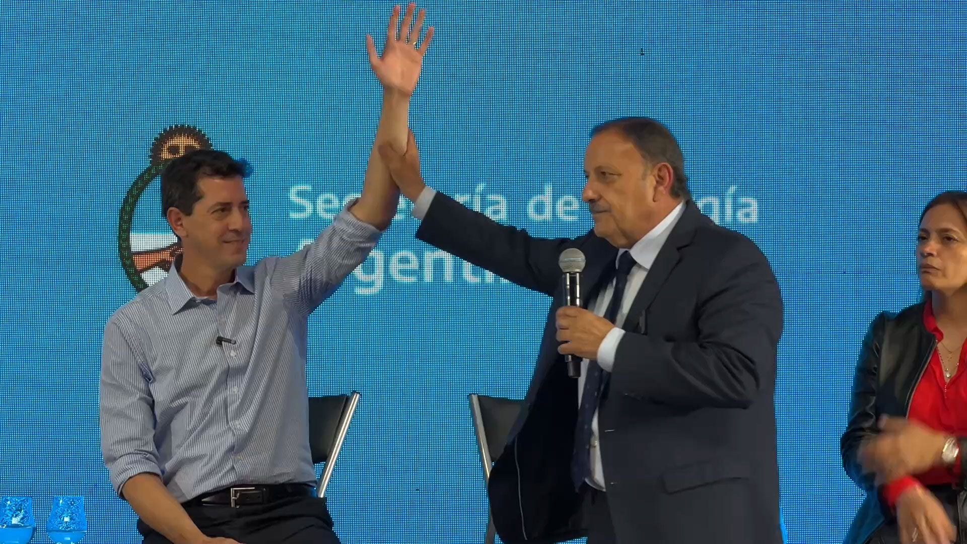 Un gobernador peronista pidió que Wado De Pedro se candidato en las PASO