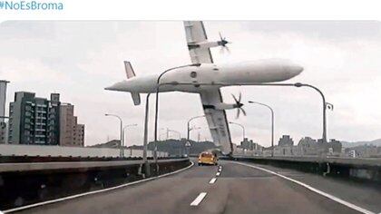 Los Memes Mas Divertidos De La Inaudita Propuesta De Lopez Obrador De Rifar El Avion Presidencial Infobae