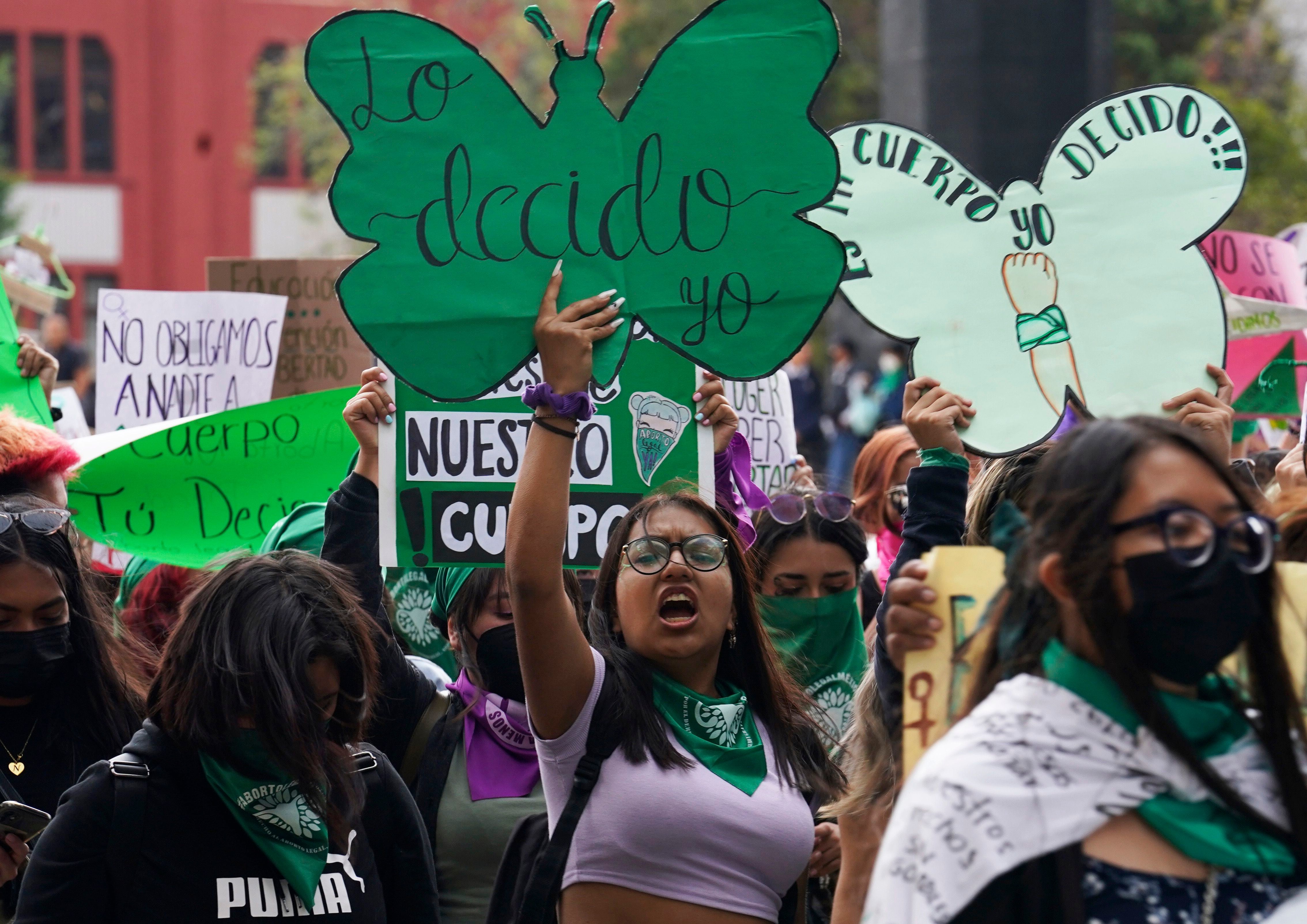 La Ciudad de México y Oaxaca son los dos estados de nuestro país que despenalizaron en su totalidad los legrados. (AP Foto/Marco Ugarte, Archivo)