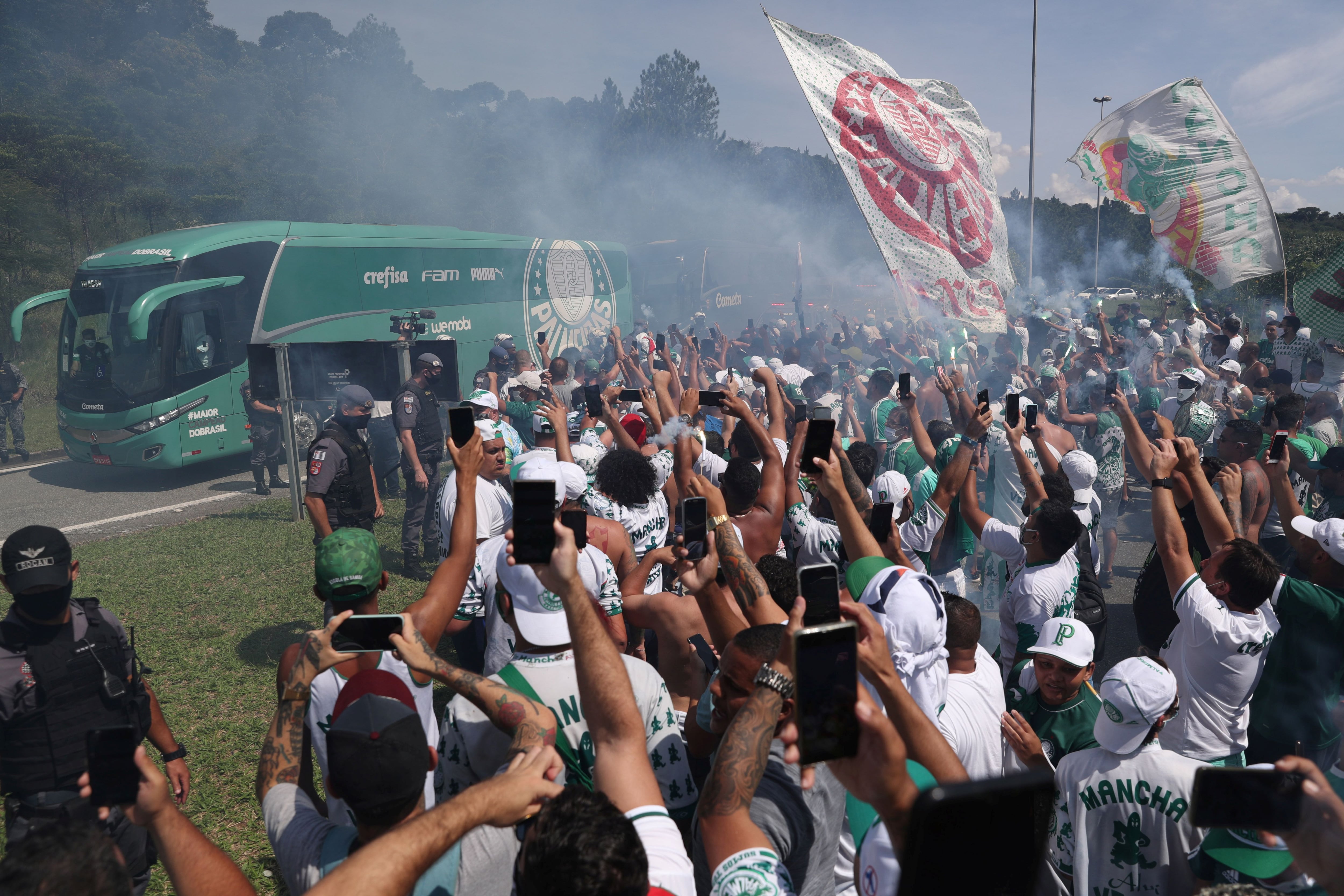 La torcida del Palmeiras sueña con la gloria (Reuters) 