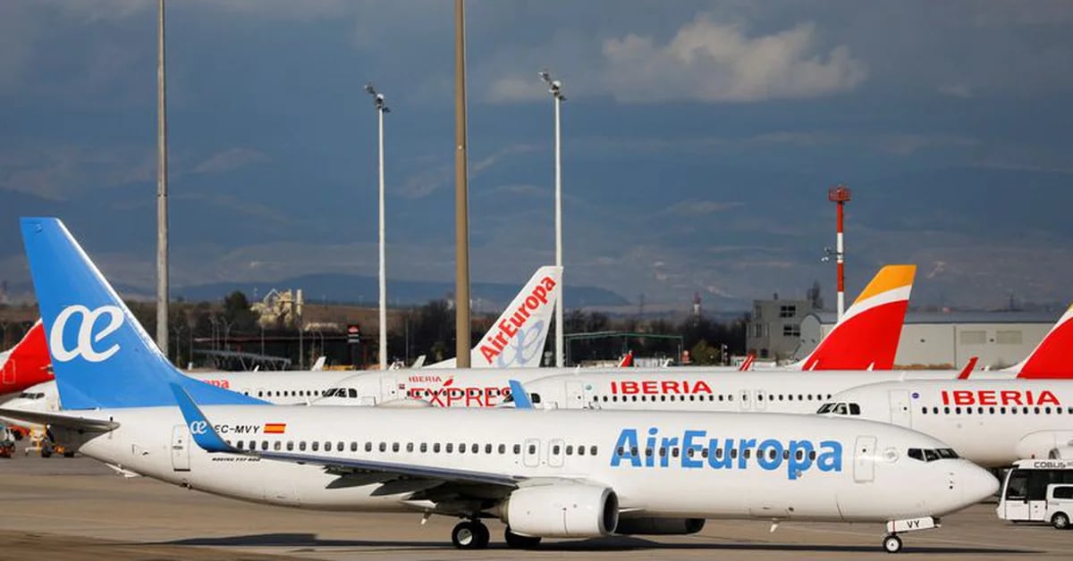 Who is the group of companies that bought Air Europa for 500 million euros and what projects does it have in the region?