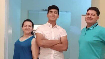 Che, nos están pegando”: los mensajes de WhatsApp de la noche del crimen y  las declaraciones completas de los amigos de Fernando Báez Sosa - Infobae