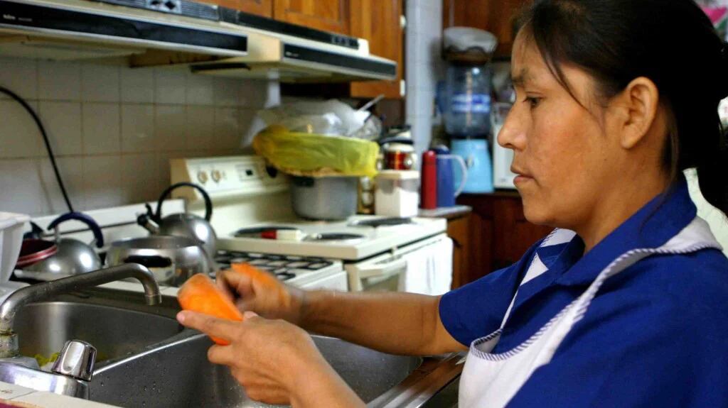Un 18% de las trabajadoras domésticas tiene entre 10 y 19 años