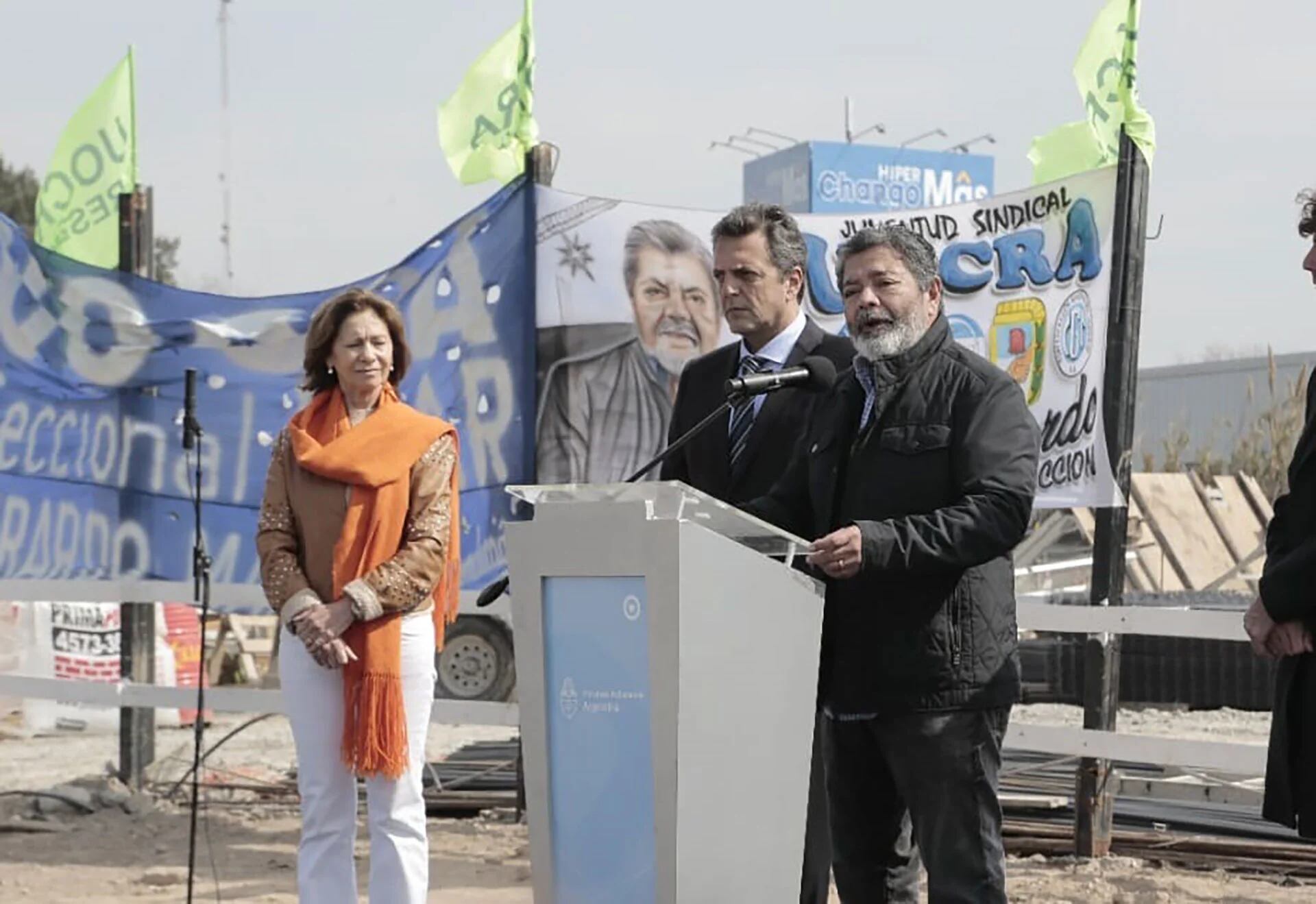 Sergio Massa y Gerardo Martínez, el dirigente de la CGT que organiza el acto en respaldo de la candidatura presidencial del ministro