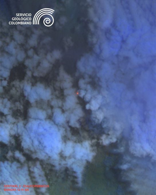Vista desde el espacio de la actividad volcánica en el Nevado del Ruiz. (Servicio Geológico Colombiano)