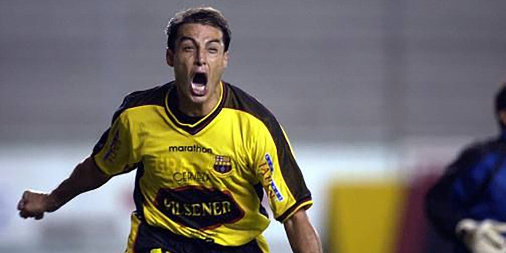 Alfaro Moreno El Implacable Delantero Que Impuso Un Modo De Celebrar Los Goles Con Bilardo Ensayabamos Los Festejos Y Les Decia A Mis Companeros Que No Me Vinieran A Saludar Para No Desgastarse Infobae