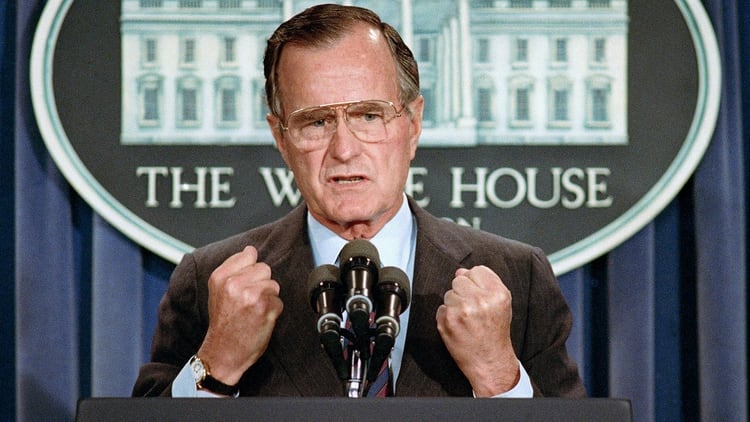 Bush, en 1989