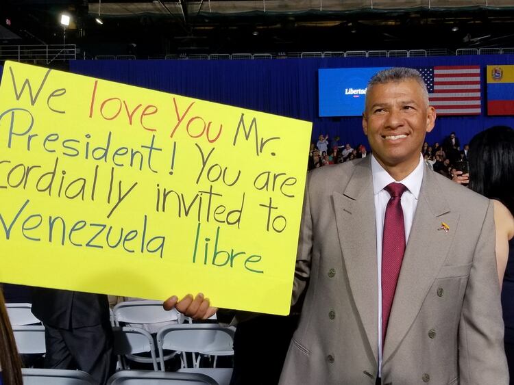 En el auditorio de FIU, los venezolanosÂ escucharon la posiciÃ³n de la Casa Blanca sobre su paÃ­s.