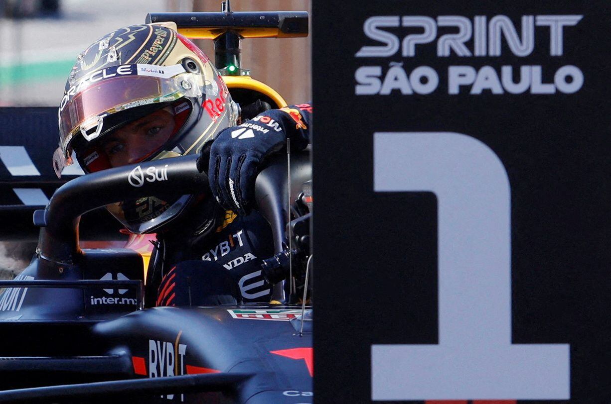 Verstappen en el último sprint de 2023 (REUTERS/Amanda Perobelli)