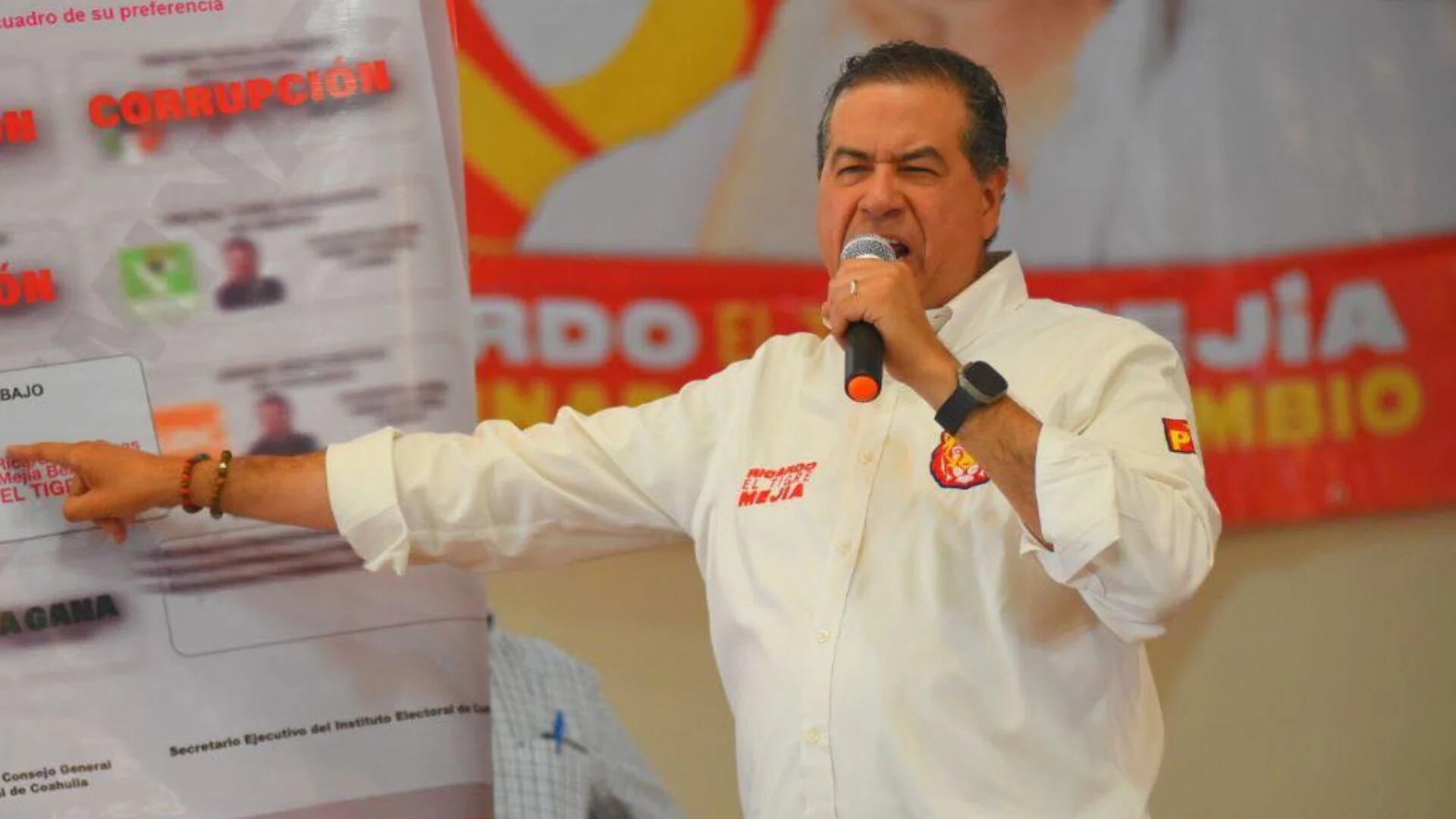 Mejía Berdeja competirá por la gubernatura de Coahuila, pese a que su partido decidió apoyar al candidato de Morena. (Facebook/Ricardo Mejia Berdeja)