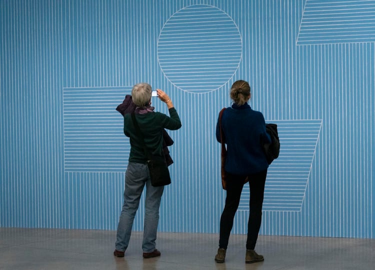 Wall Drawing #332, dibujado por primera vez en mayo de 1980, por Sol LeWitt