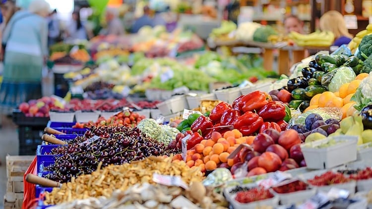Frutas y verduras son parte indispensable para una alimentación variada