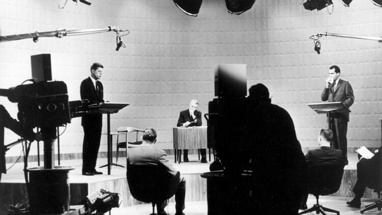 El histórico debate entre John Kennedy y Richard Nixon en 1960 (Photo by Granger/Shutterstock)