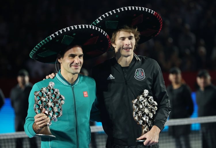 Federer y Zverev protagonizaron una gira por Latinoamérica -REUTERS/Edgard Garrido