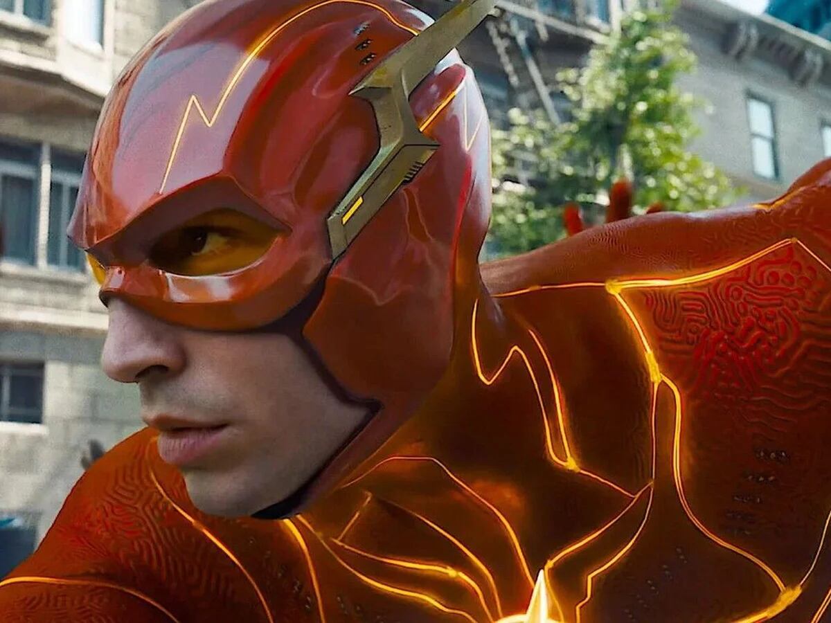 Flash: Tenemos que hablar del multiverso, esa supercosa tan fea (**)