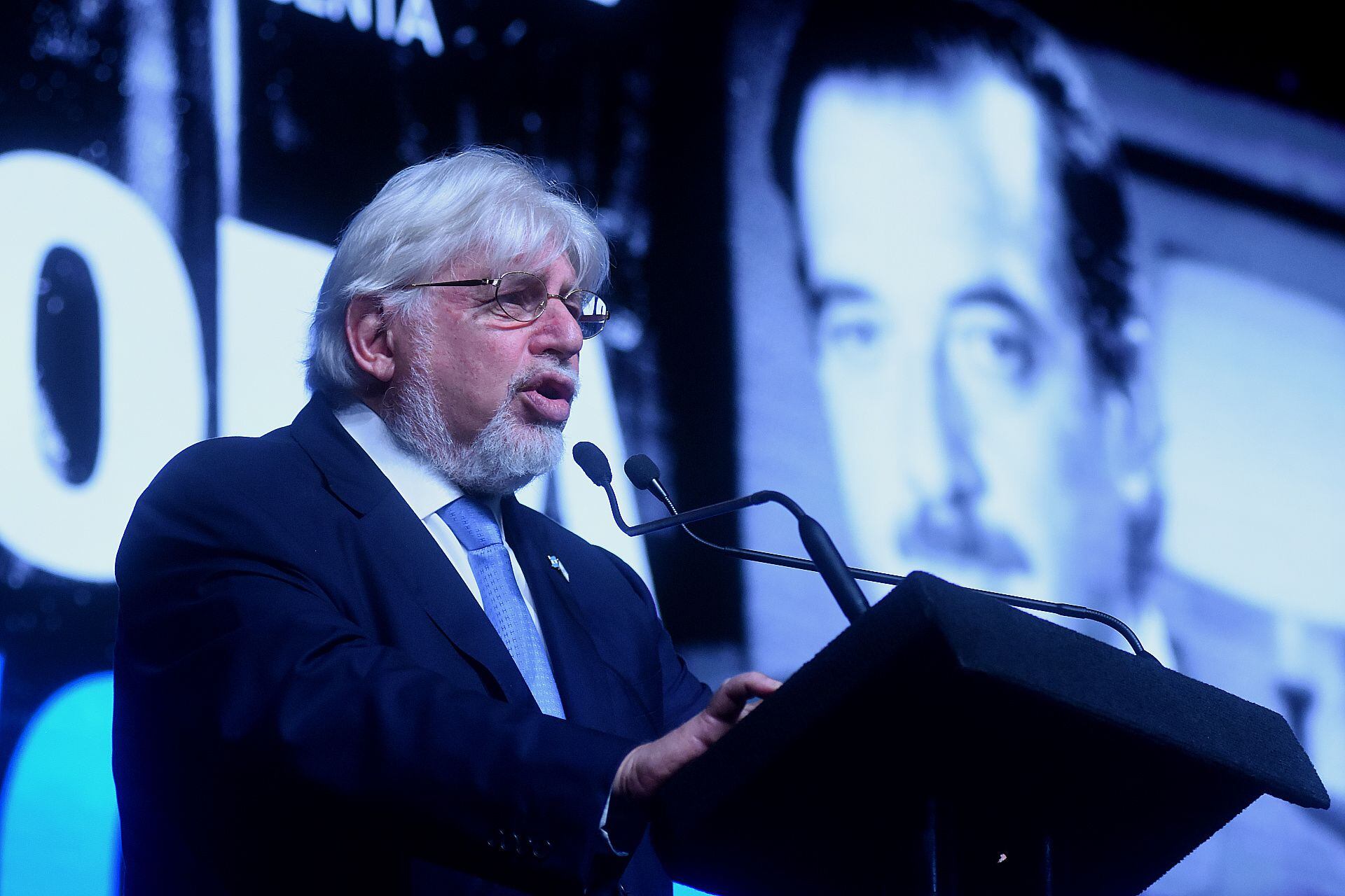 El empresario Adrián Werthein, director de Grupo Werthein (DirecTV), en la presentación internacional del documental “Ahora Alfonsín: 40 años de democracia”, que se estrenará el 13 de octubre a las 22 en DNEWS, la primera señal de noticias de Latinoamérica para Latinoamérica, y también, en OnDirecTV