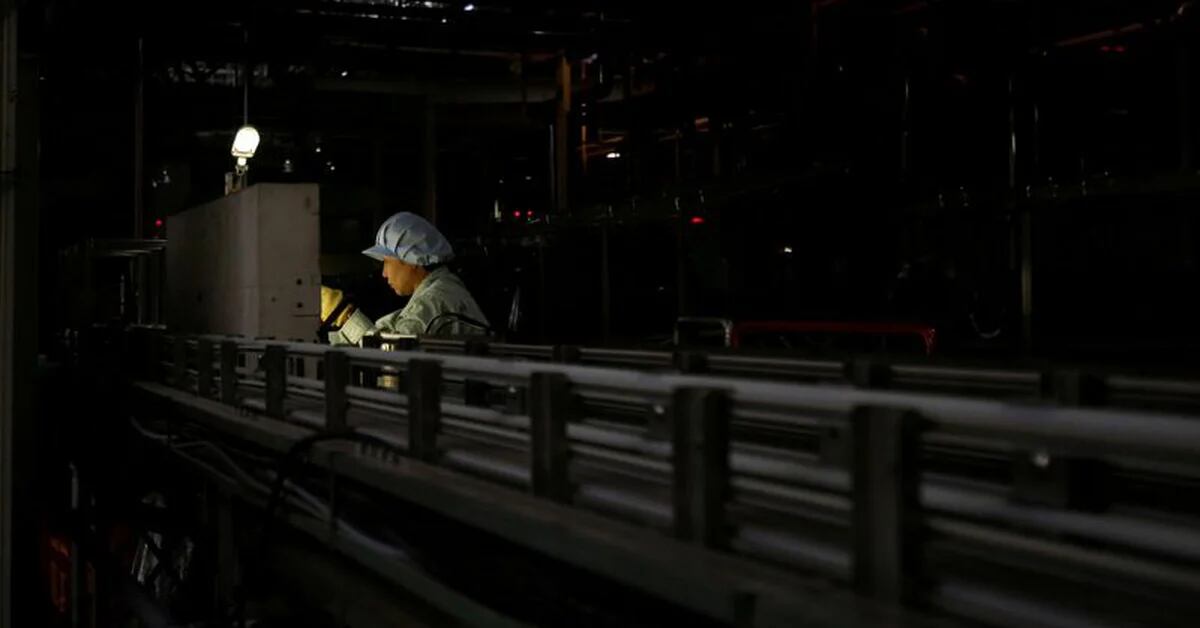 Japanese factory activity records steepest contraction in 2.5 years – PMI
