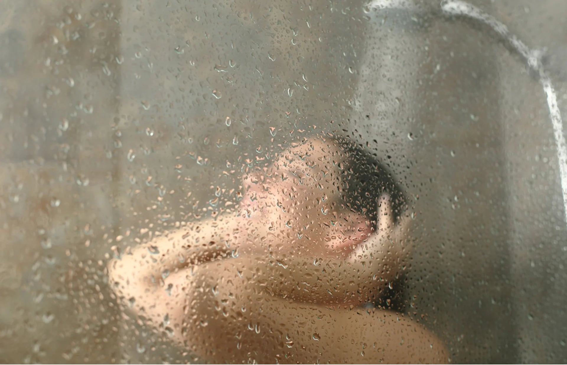 La temperatura del agua es crucial para el cuidado de la piel (Shutterstock)