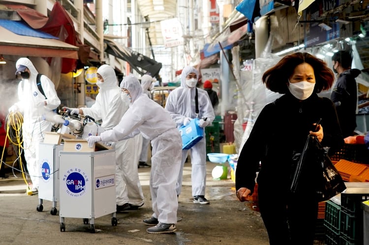 Medidas de precaución en Seúl, Corea del Sur (REUTERS/Kim Hong-Ji)