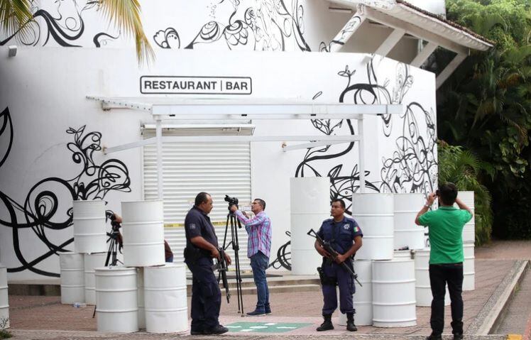 El restaurante en Puerto Vallarta donde fueron secuestrados los chapitos por parte de sicarios del CJNG. (EFE)
