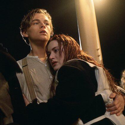 Dos a quererse: Kate Winslet y Leo DiCaprio en Titanic