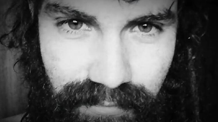 Santiago Maldonado tenía 28 años y había llegado desde El Bolsón hasta la comunidad mapuche de Cushamen para solidarizarse por la detención del lonko Facundo Jones Huala