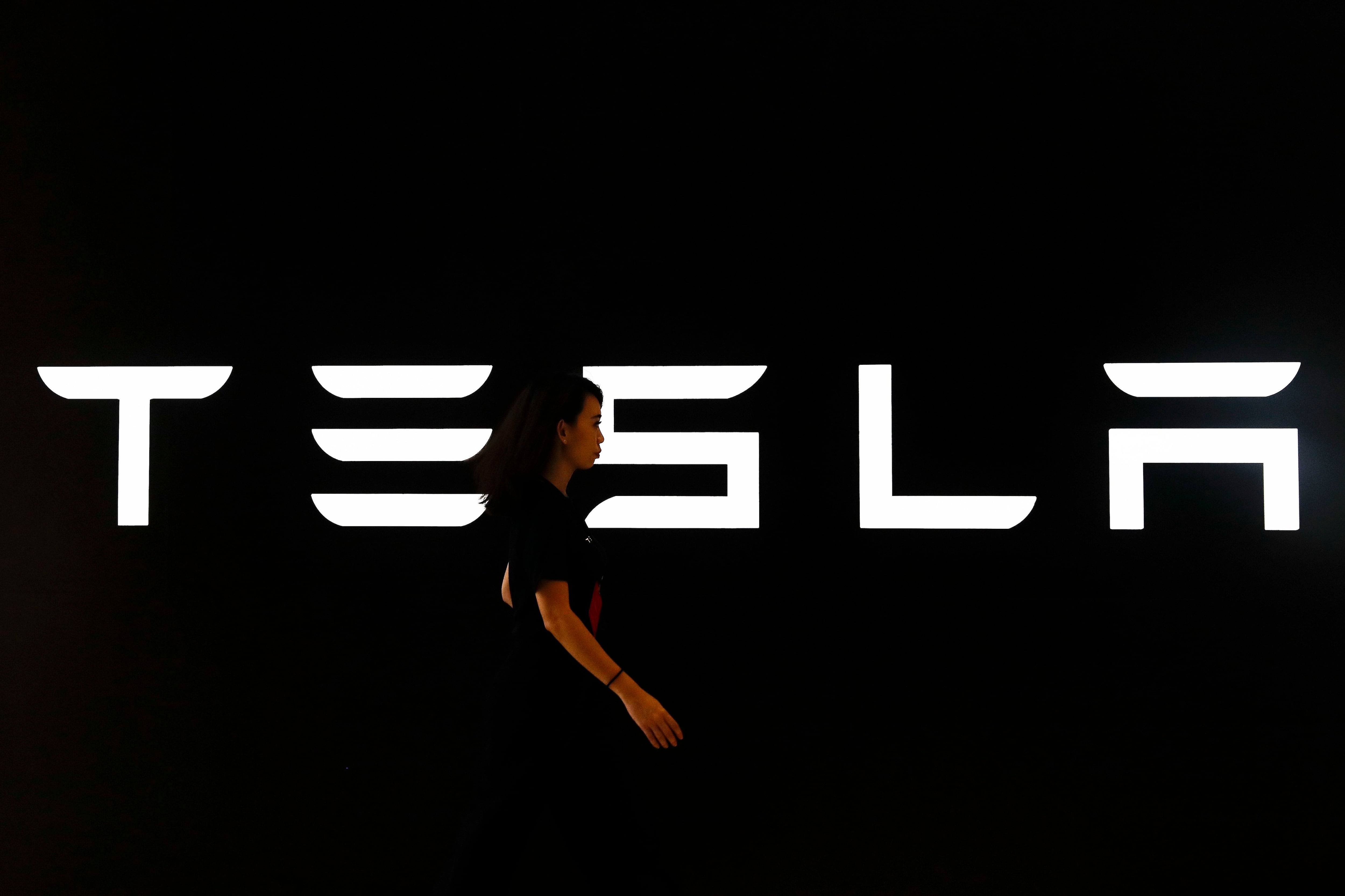 La confirmación de Musk provocó que las acciones de Tesla experimentaran un incremento mayor al 3%. (EFE/FAZRY ISMAIL) 