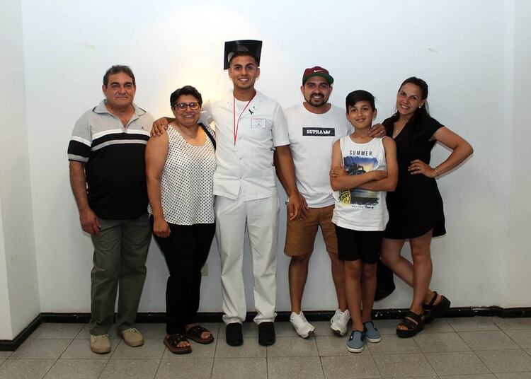 Lautaro Guzmán y su familia