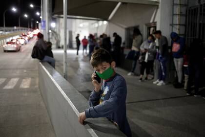 El representante de la OPS en México aseguró que habría que poner más atención en aquellos grupos donde hay niñas y niños en estado de vulnerabilidad, como, por ejemplo, a los niños migrantes o los que están en situación de calle. (Foto: Reuters/Jose Luis Gonzalez)