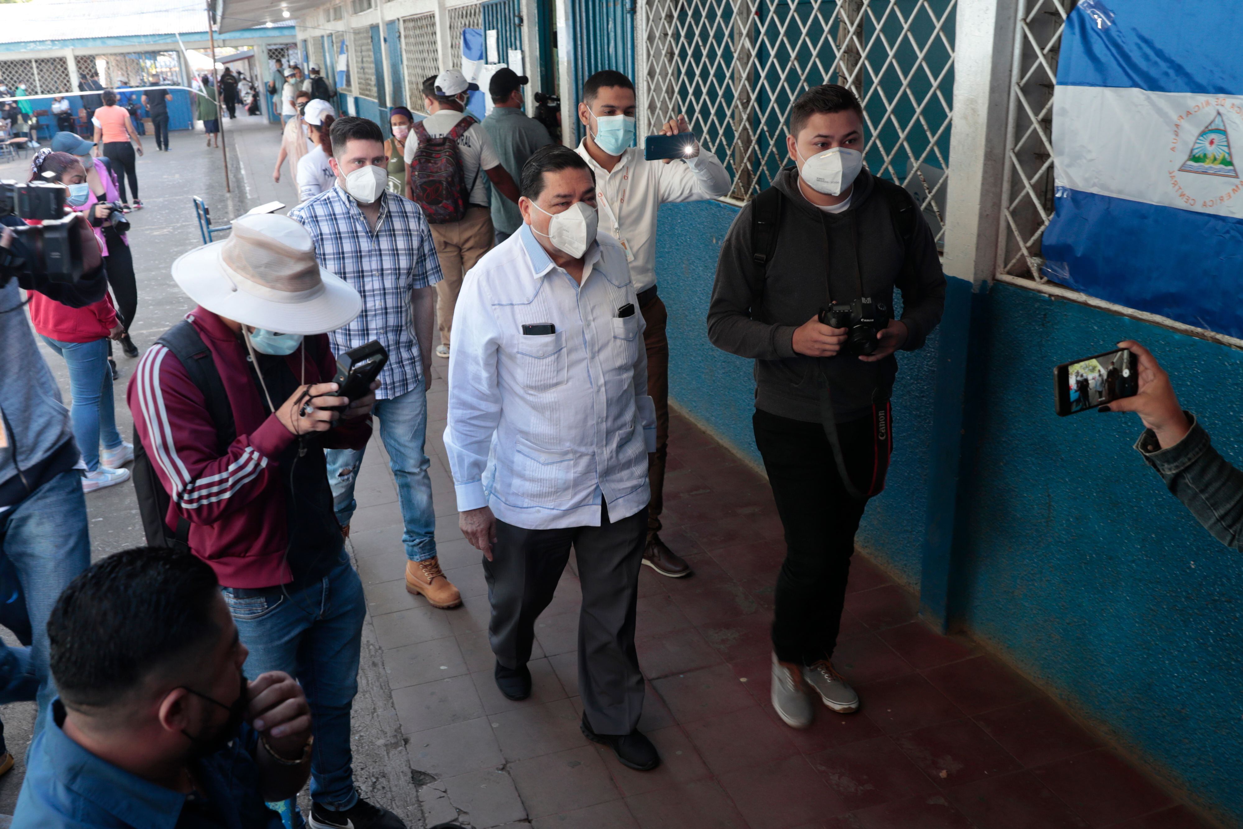 Imagen de archivo del candidato presidencial por el partido Camino Cristiano, Guillermo Osorno (EFE/ Jorge Torres)
