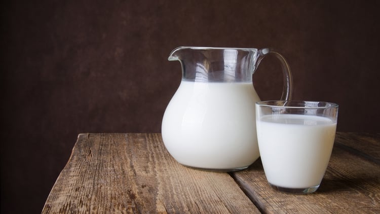 Los lácteos son una base de la alimentación de grandes y chicos (Istock)