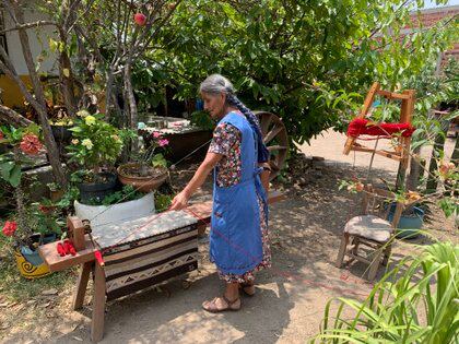 The grandmother of Ismael Gutierrez, also works at the workshop (Photo: Courtesy/ Ismael Gutierrez)