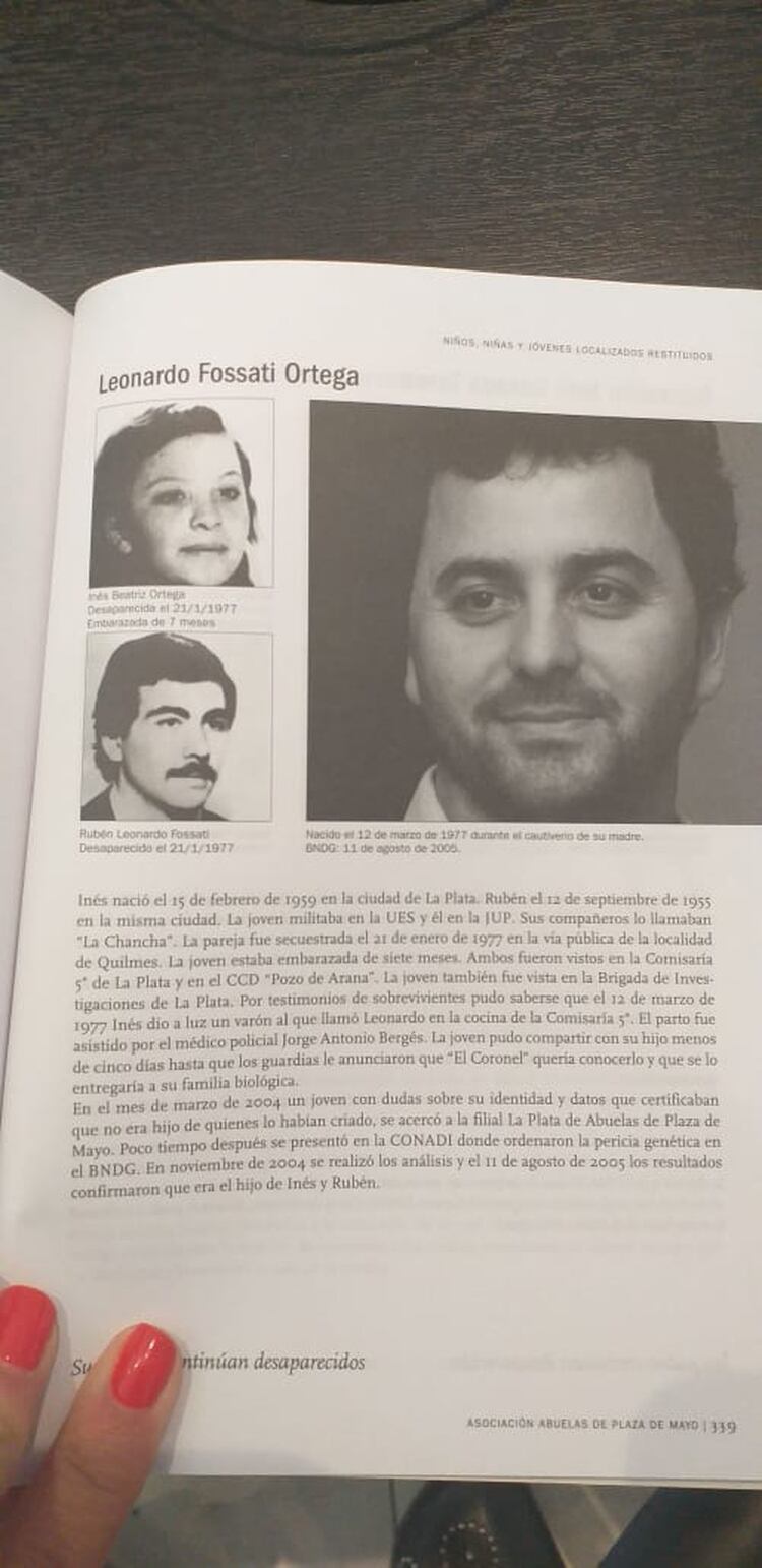 Pagina libro de Abuelas de Leonardo y sus padres