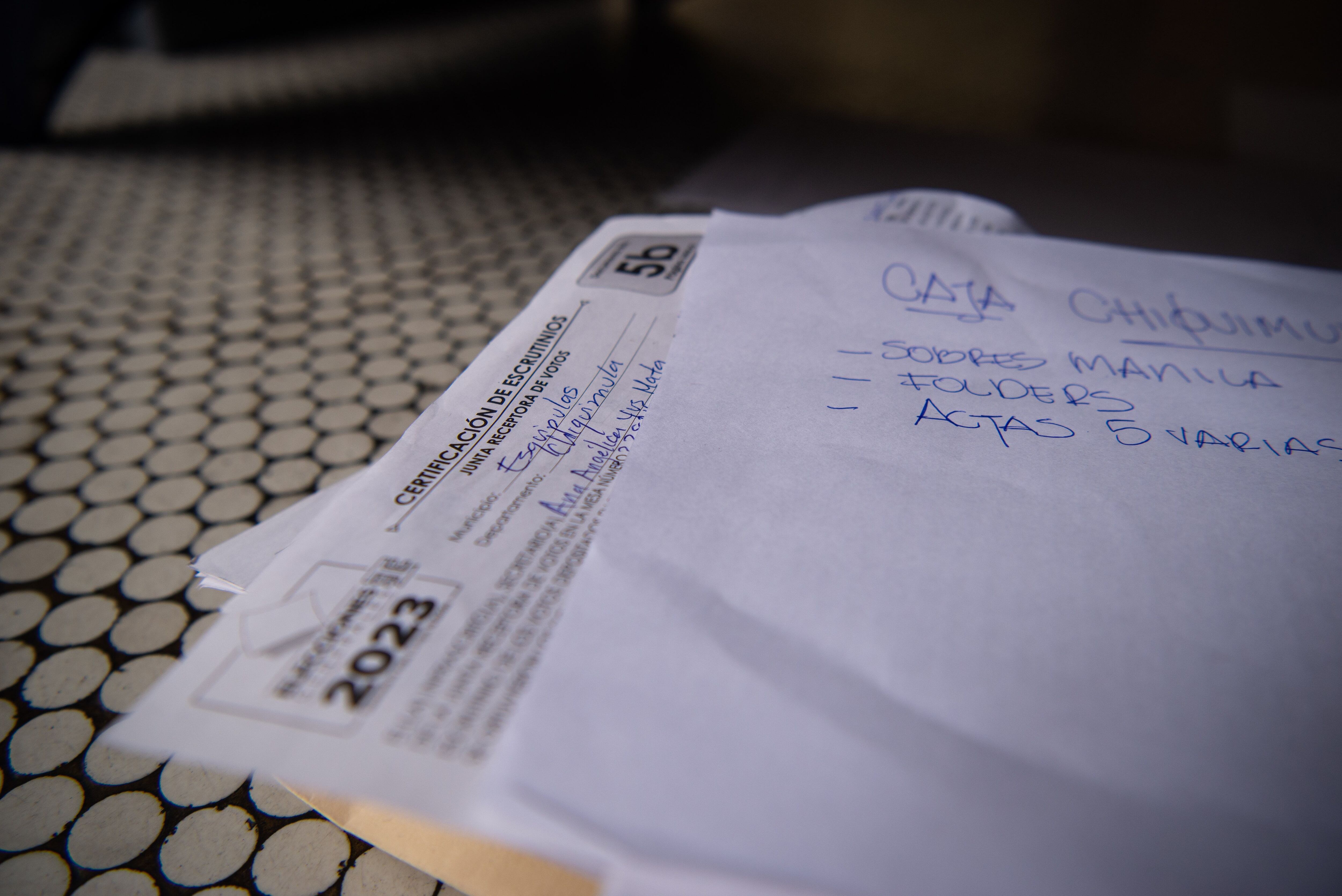 El Ministerio Público concluyó el allanamiento que sustrajo documentos originales con los resultados de las elecciones del Tribunal Supremo Electoral. Europa Press/Contacto/Fernando Chuy
