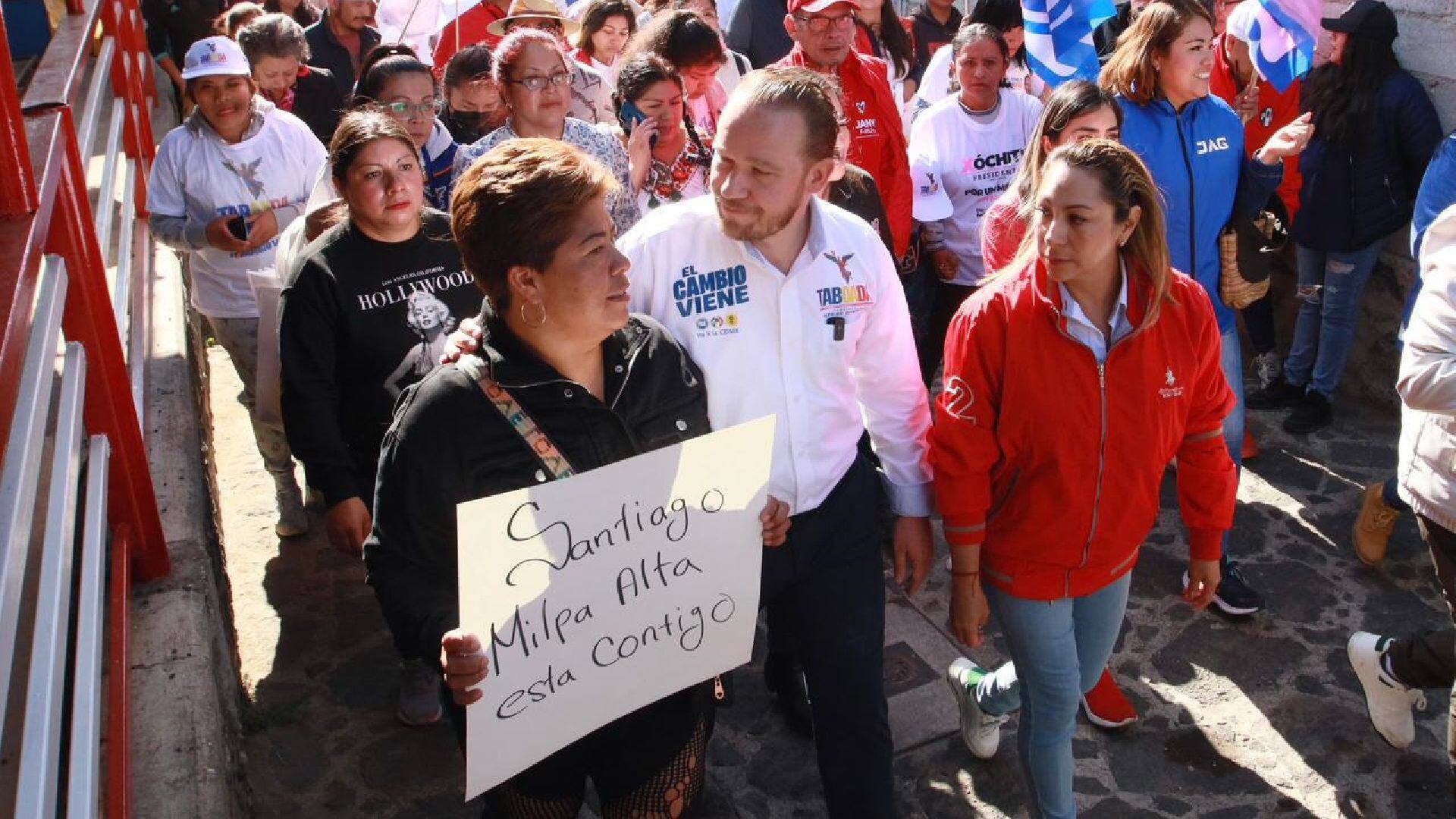 Santiago Taboada escuchó las demandas de los pobladores en Milpa Alta.