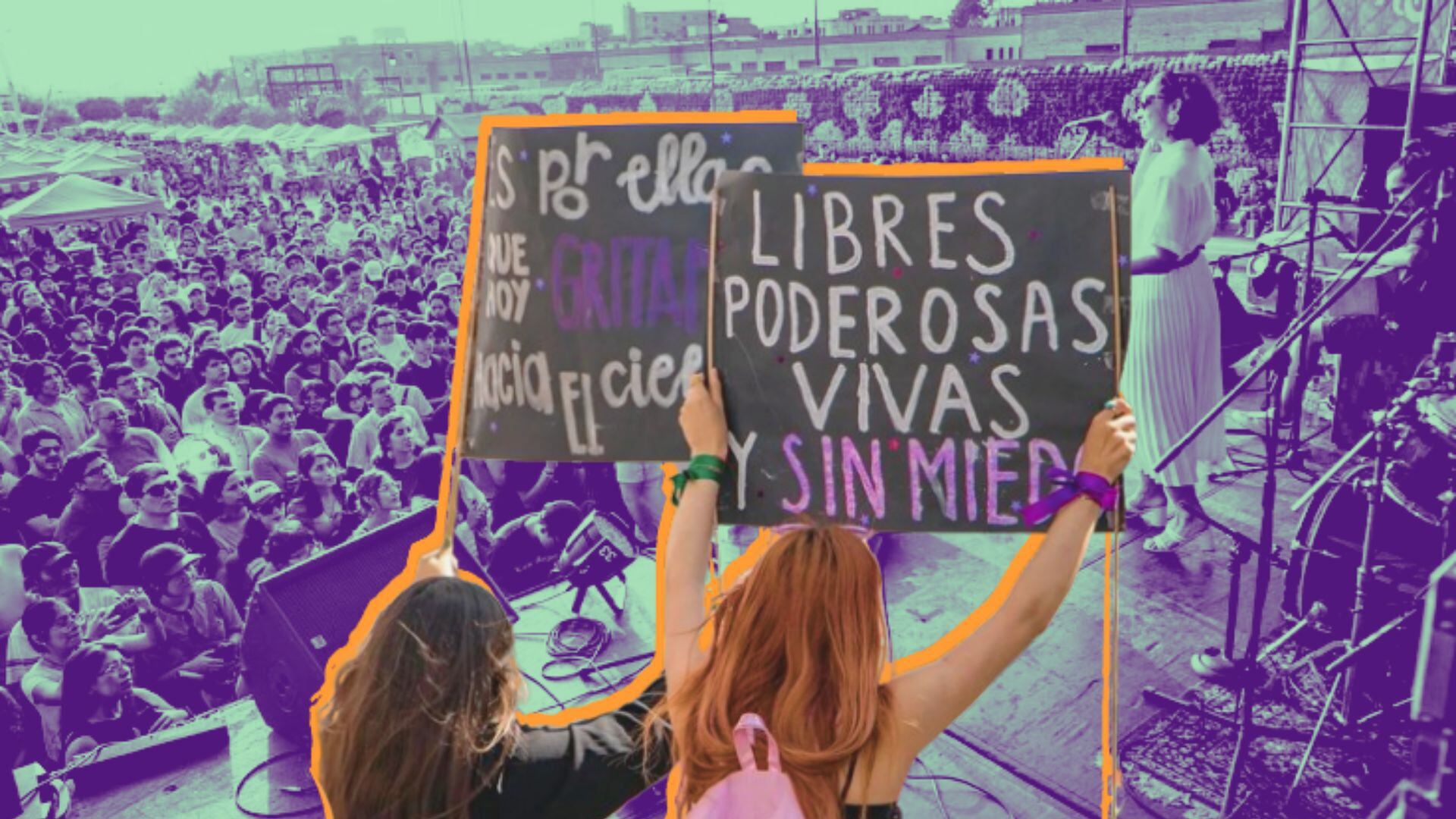 Mujeres en conciertos con carteles feministas.