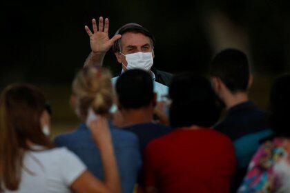 Jair Bolsonaro volvió a saludar a sus seguidores (REUTERS/Adriano Machado)