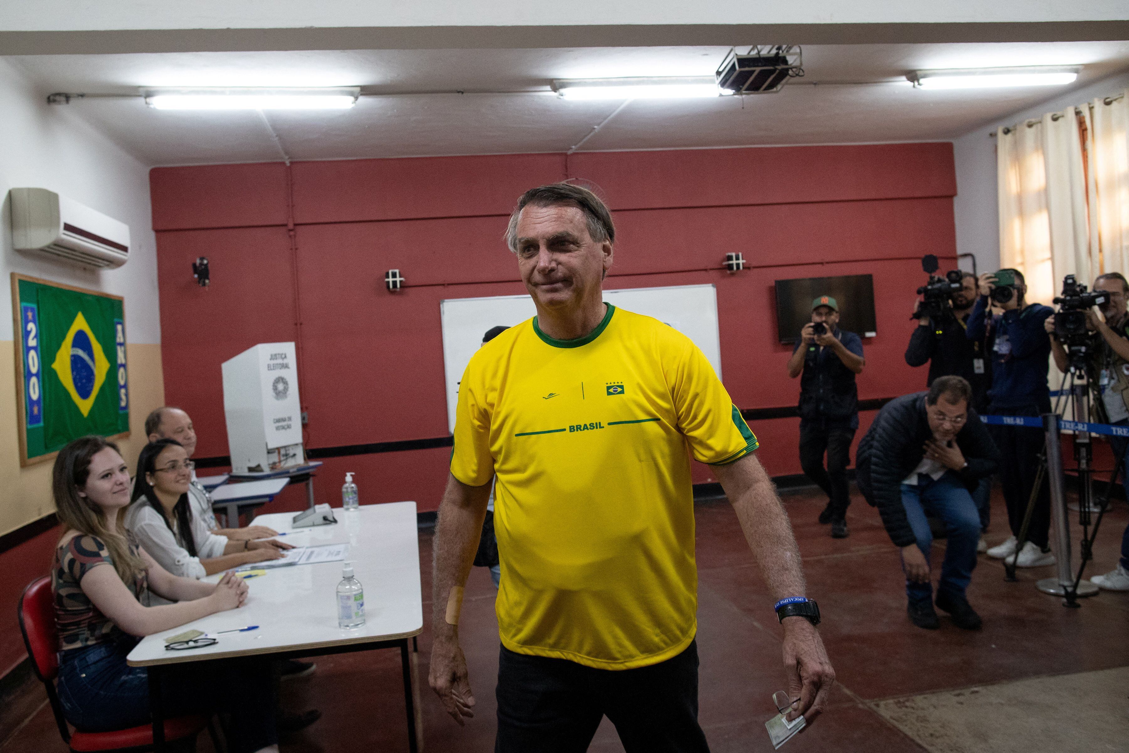 Para Sérgio Etchegoyen, Jair Bolsonaro "salió fortalecido" de las elecciones de este domingo en Brasil (Andre Coelho/Pool via REUTERS)